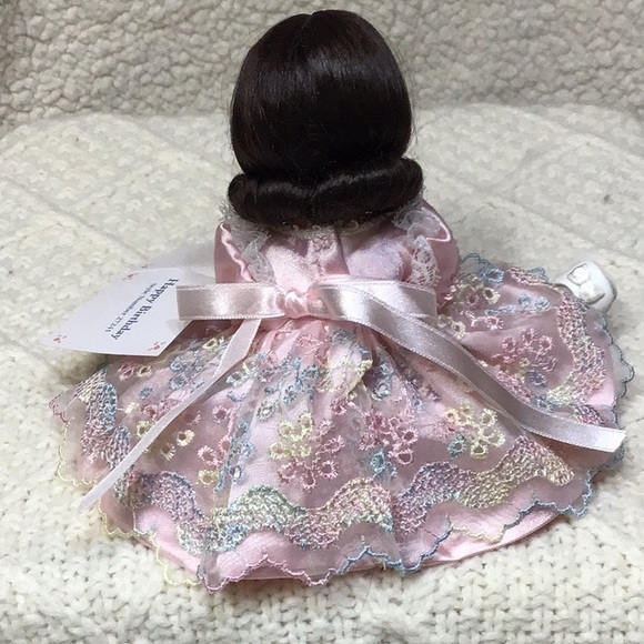 MADAME ALEXANDER 8” HAPPY BIRTHDAY DOLL - Picture 6 of 7